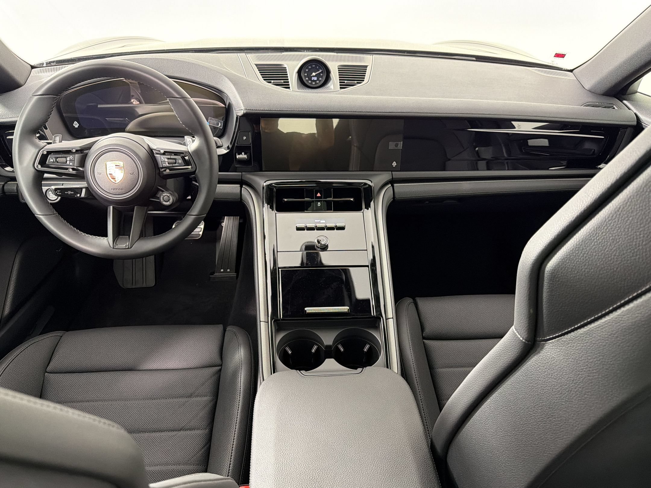 New 2026 Porsche Panamera image 20