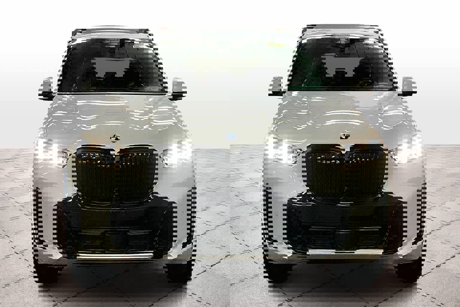 Certified 2025 BMW X5 xDrive40i w/ M Sport Package image 3