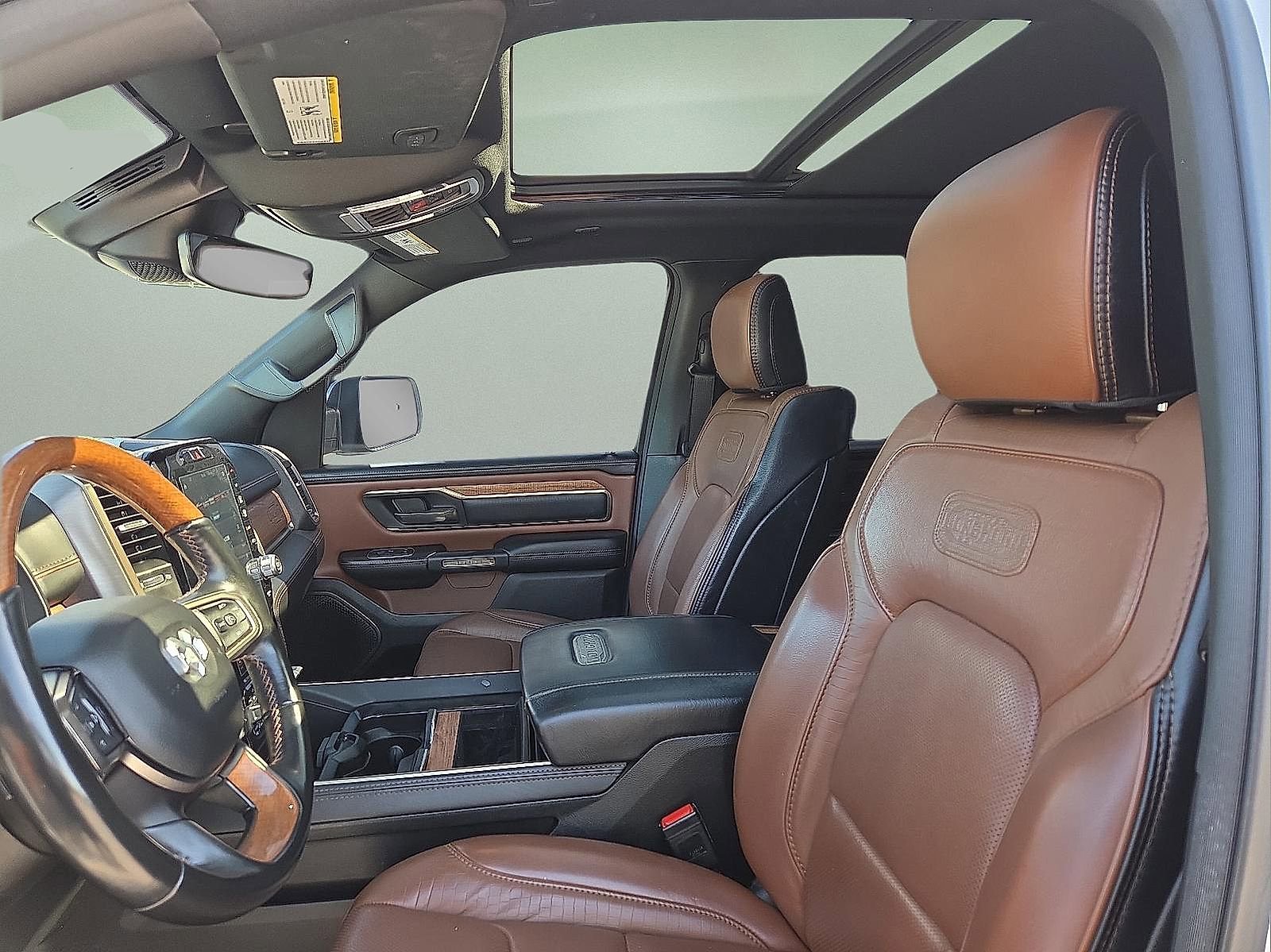 Used 2021 RAM 1500 Limited w/ Body Color Bumper Group image 13