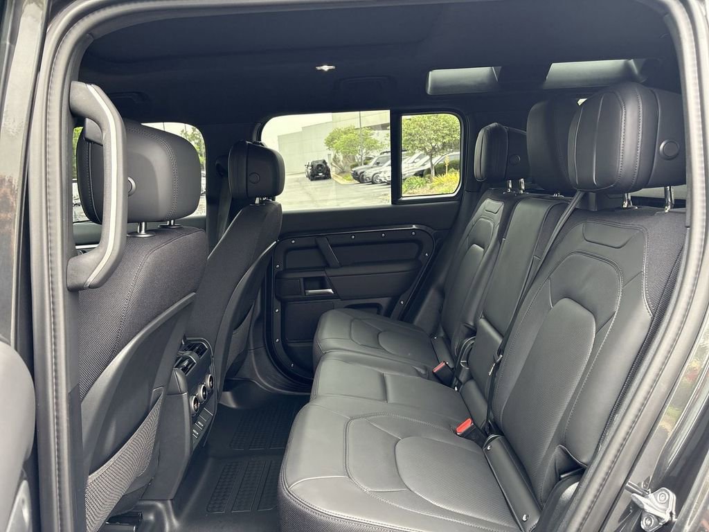 New 2026 Land Rover Defender 110 X AWD/4WD image 16