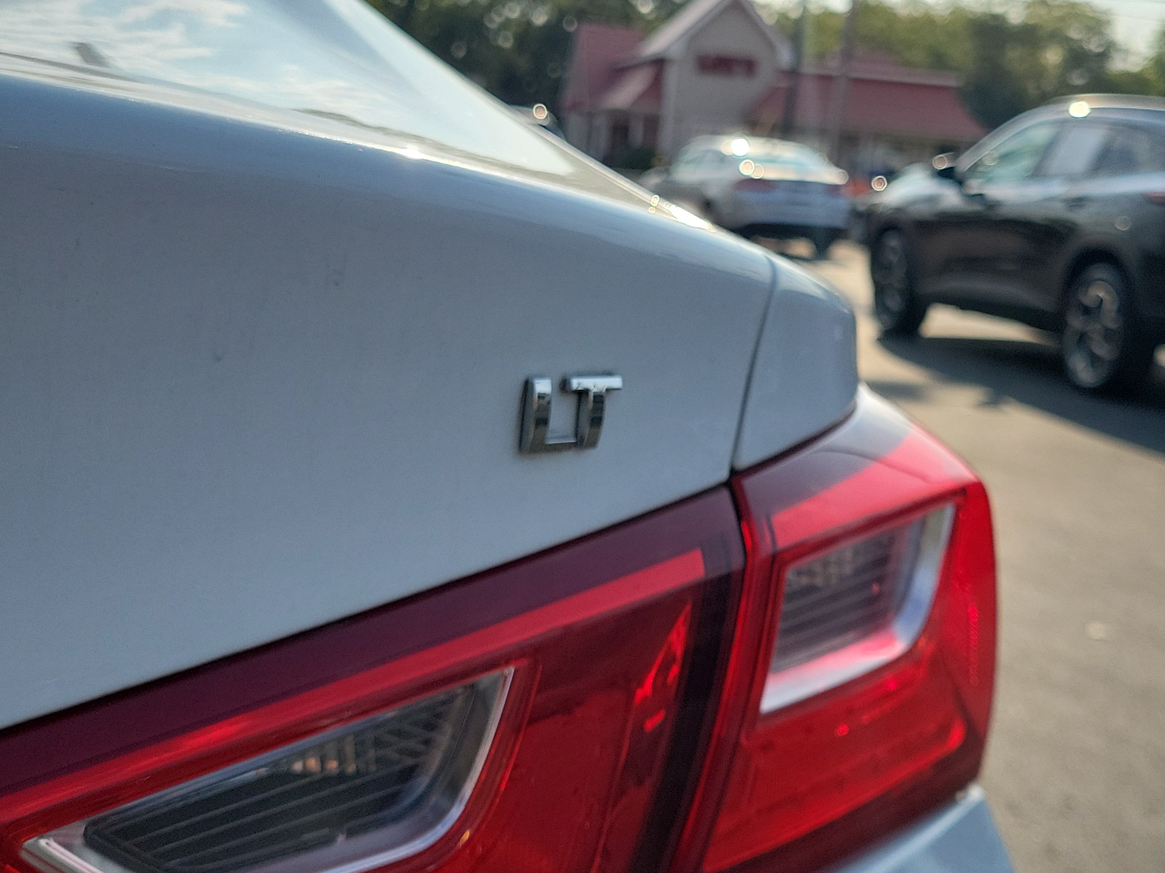 Used 2024 Chevrolet Malibu LT FWD image 7