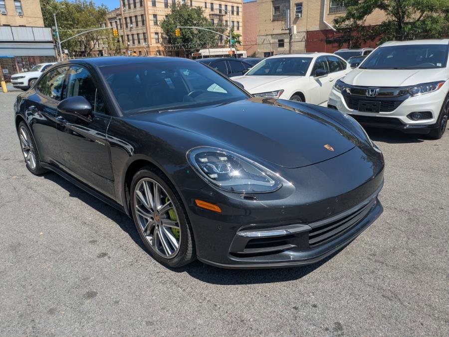 Used 2019 Porsche Panamera 4 image 3