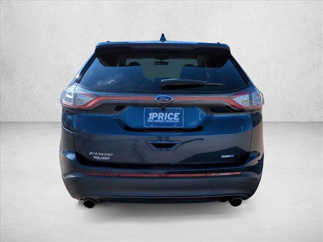 Used 2017 Ford Edge SE image 7