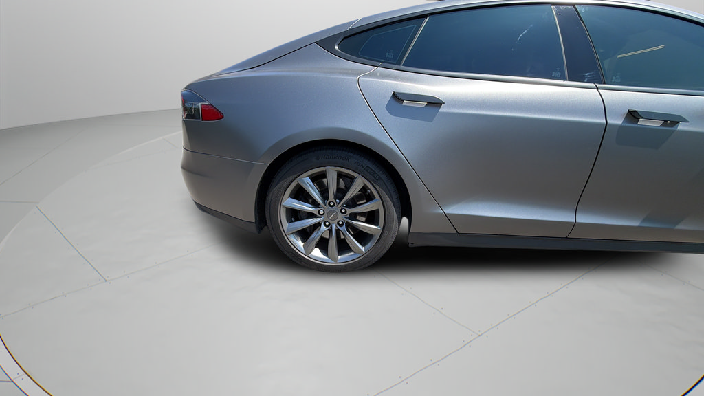 Used 2015 Tesla Model S 85D AWD/4WD image 33