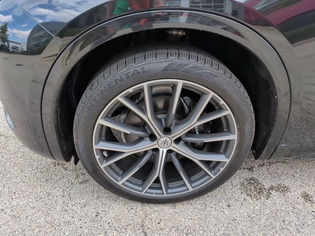 Used 2023 Maserati Grecale Modena AWD/4WD image 15