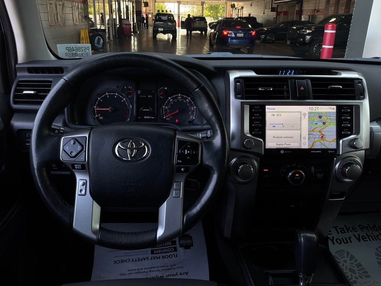 Used 2023 Toyota 4Runner SR5 Premium w/ Moonroof Package RWD image 16