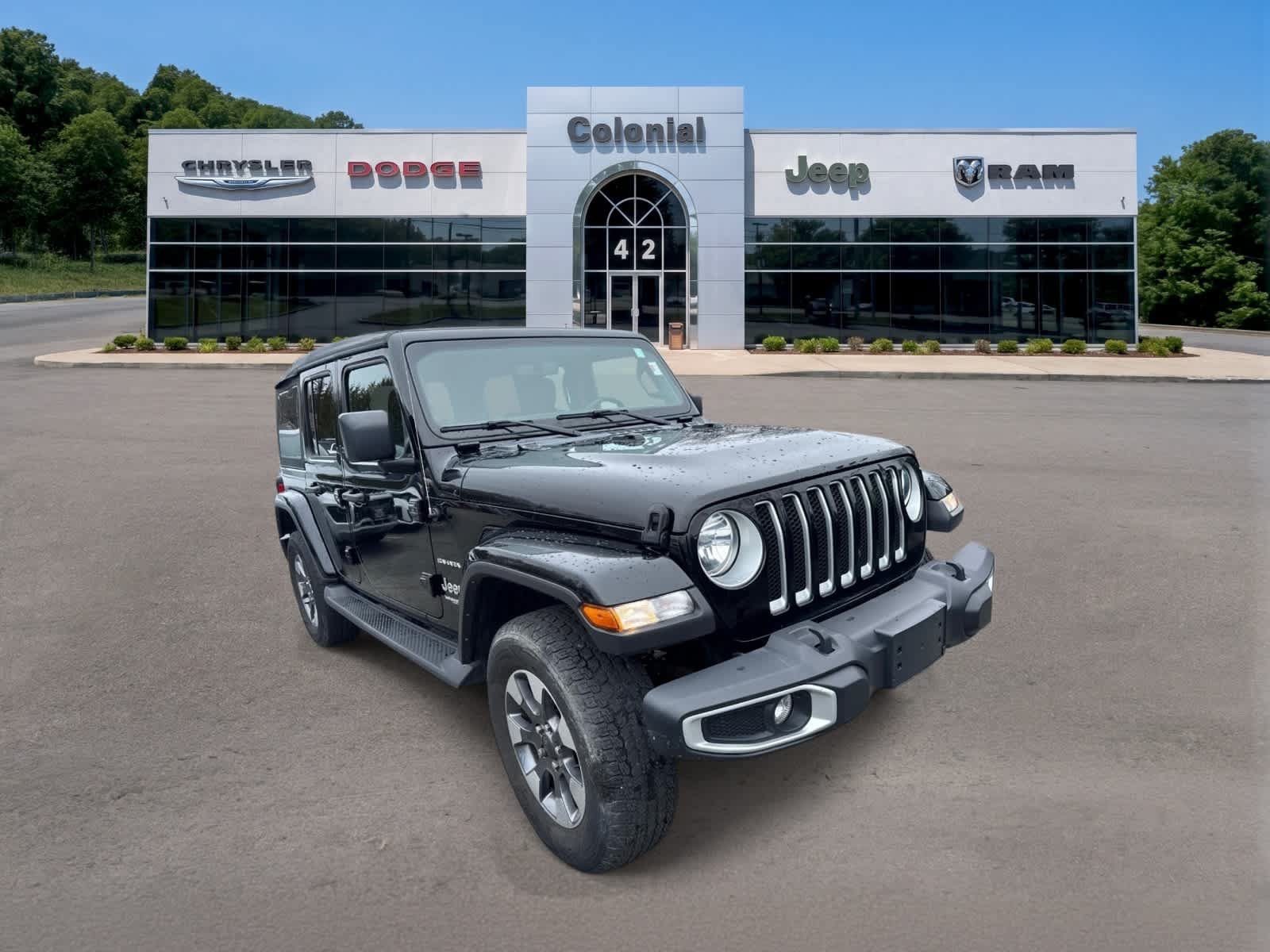 Used 2022 Jeep Wrangler Unlimited Sahara AWD/4WD image 7