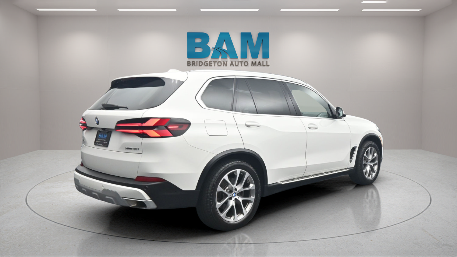 Used 2026 BMW X5 xDrive40i AWD/4WD image 6