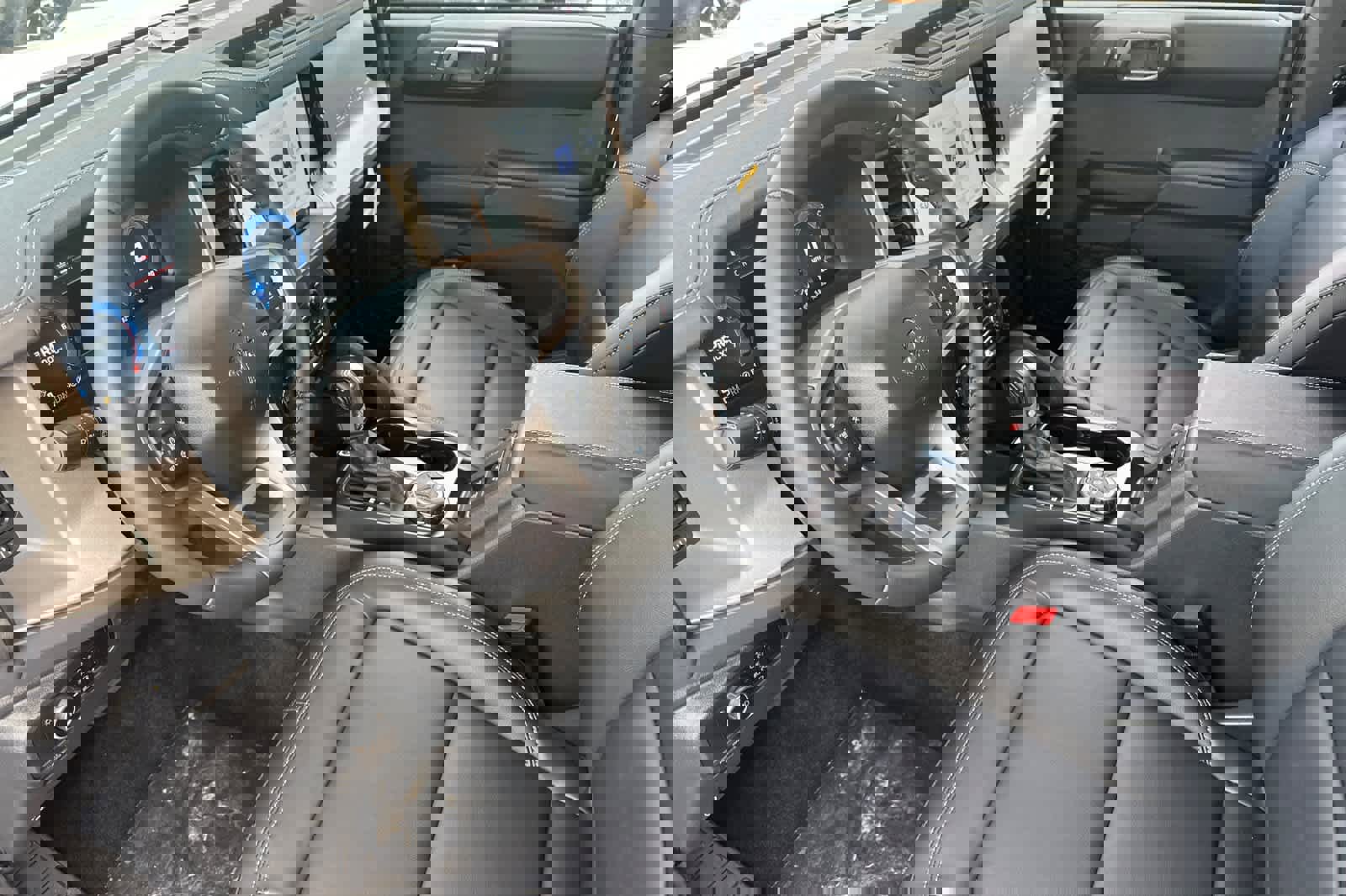 New 2025 Ford Bronco Outer Banks w/ Sasquatch Package image 12