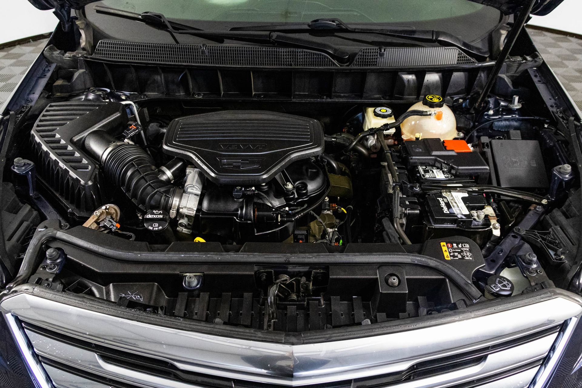 Used 2017 Cadillac XT5 FWD image 46