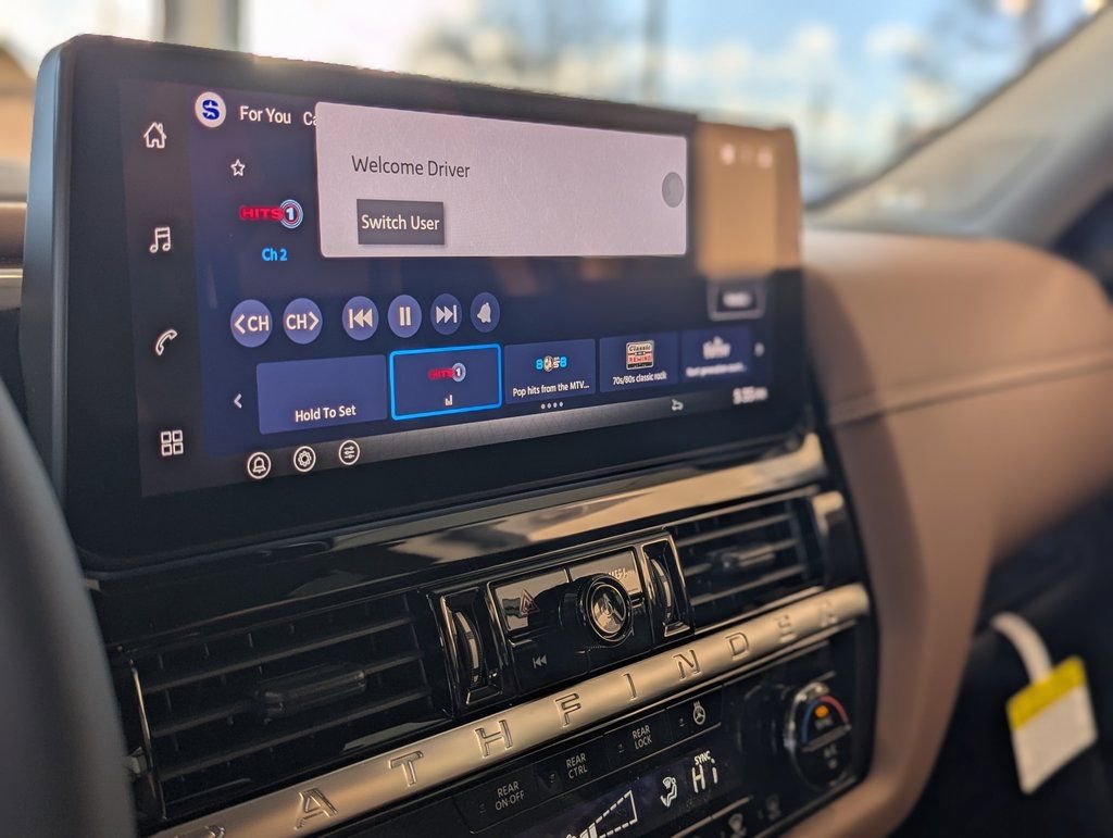 New 2026 Nissan Pathfinder Platinum image 23