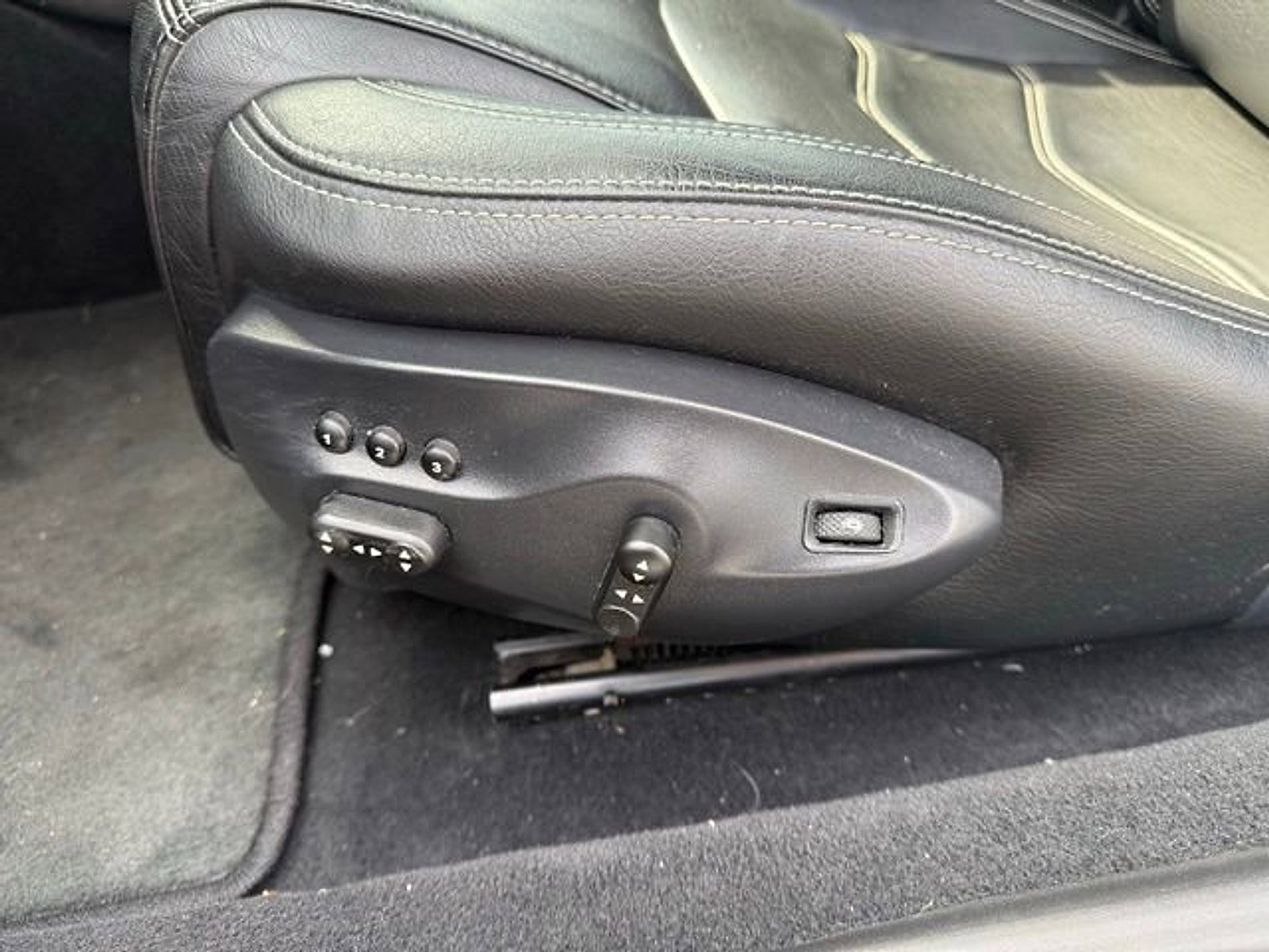 Used 2012 Maserati GranTurismo Sport image 21