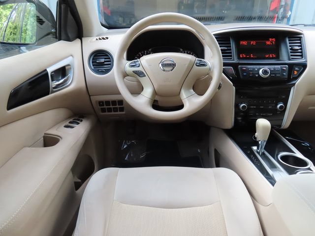 Used 2014 Nissan Pathfinder S FWD image 15