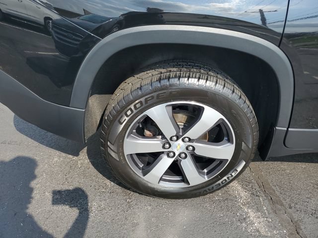Used 2018 Chevrolet Traverse LT FWD image 5