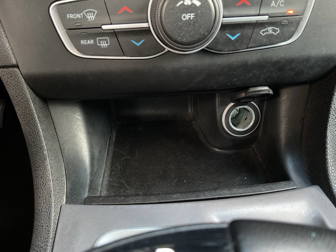 Used 2023 Dodge Charger SXT RWD image 20