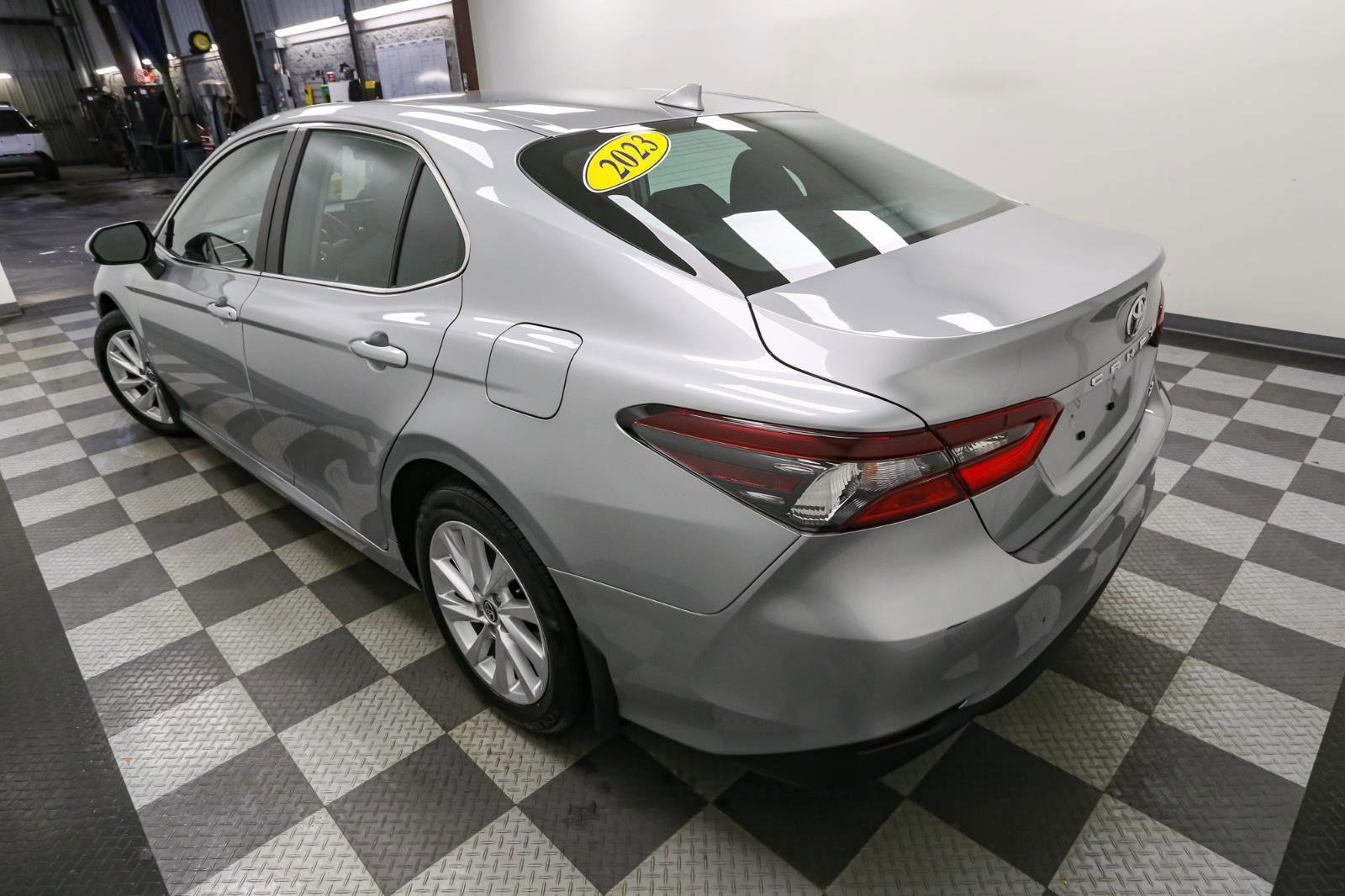 Used 2023 Toyota Camry LE FWD image 9