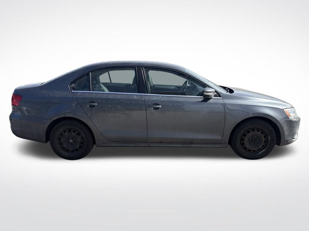 Used 2013 Volkswagen Jetta SE FWD image 19