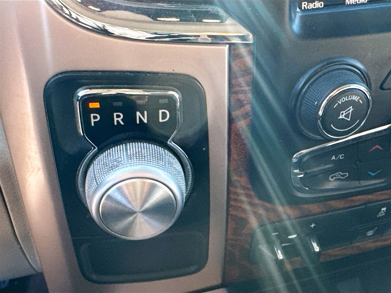 Used 2018 RAM 1500 Laramie Longhorn image 17