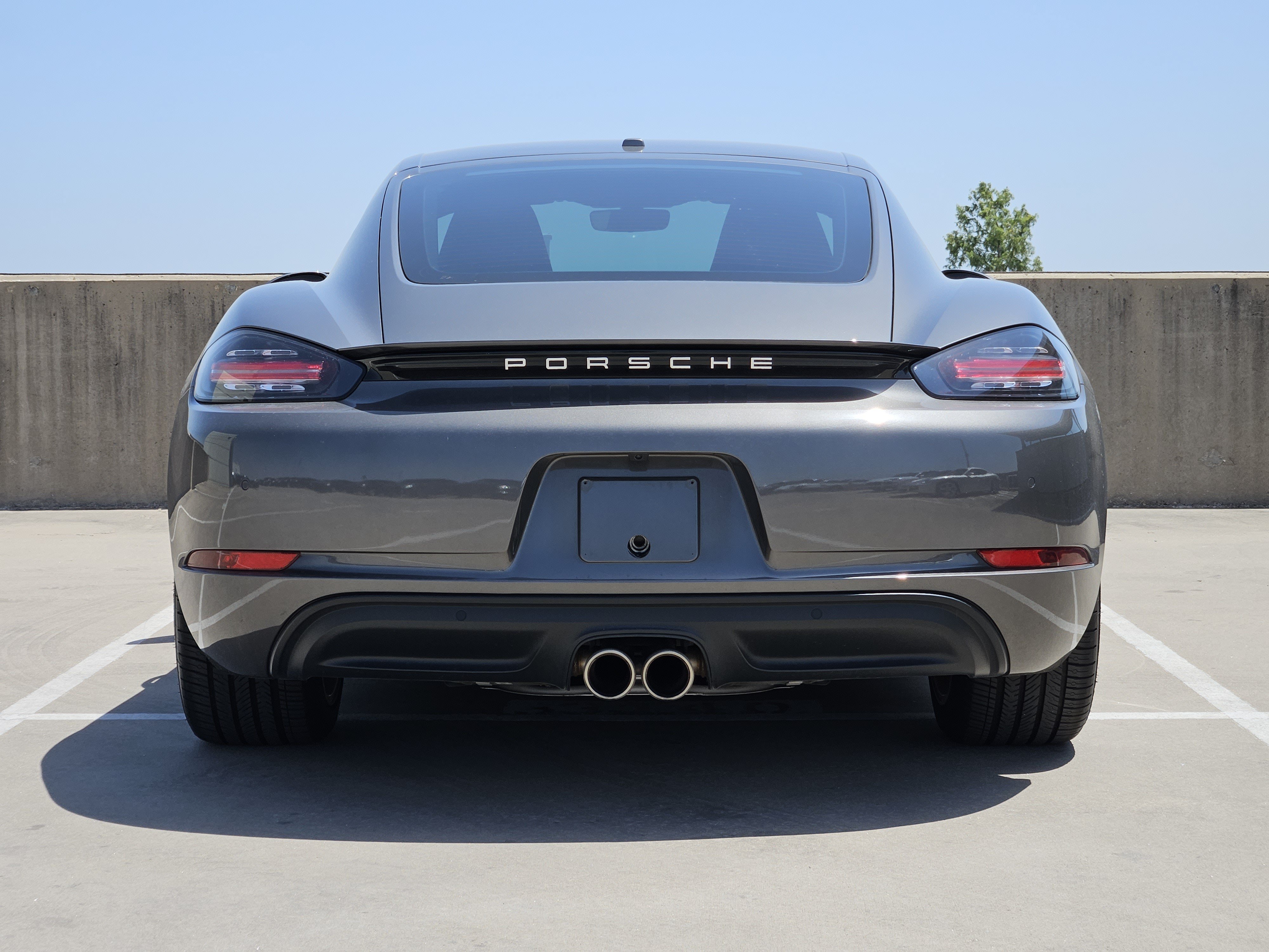 Certified 2022 Porsche 718 Cayman S RWD image 7