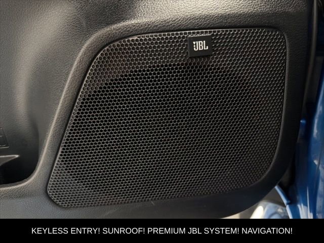 Used 2018 Toyota Tacoma Limited image 14