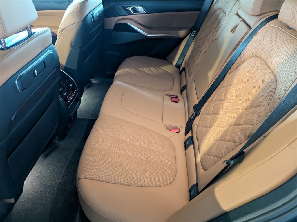 New 2026 BMW X5 M60i image 14