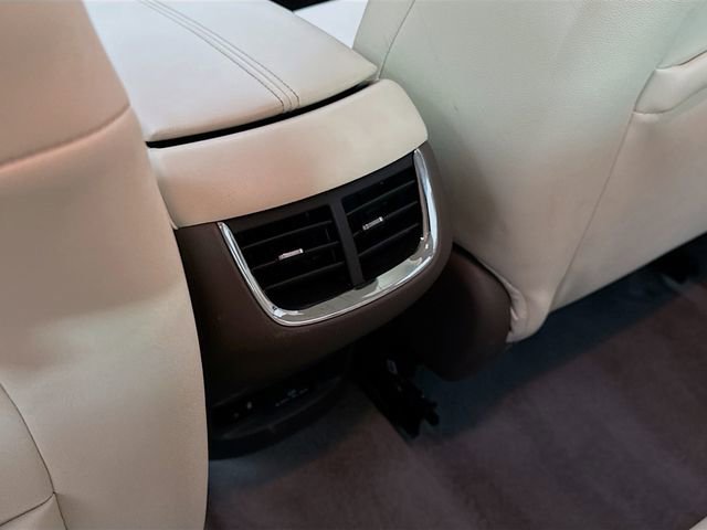 Used 2024 Chevrolet Malibu LT image 28