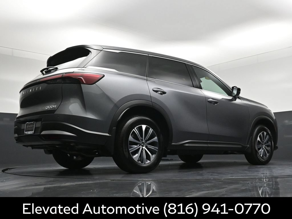 Certified 2026 INFINITI QX60 Pure w/ Cargo Package AWD/4WD image 32