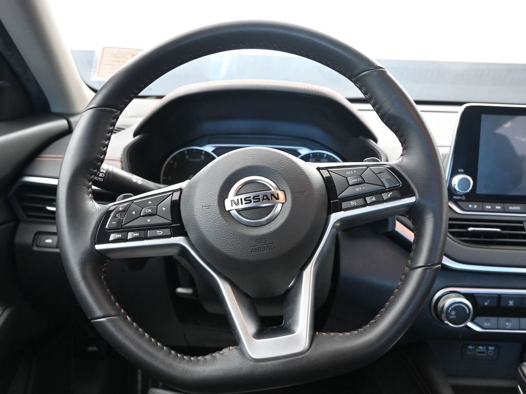 Used 2020 Nissan Altima 2.0 SR image 22