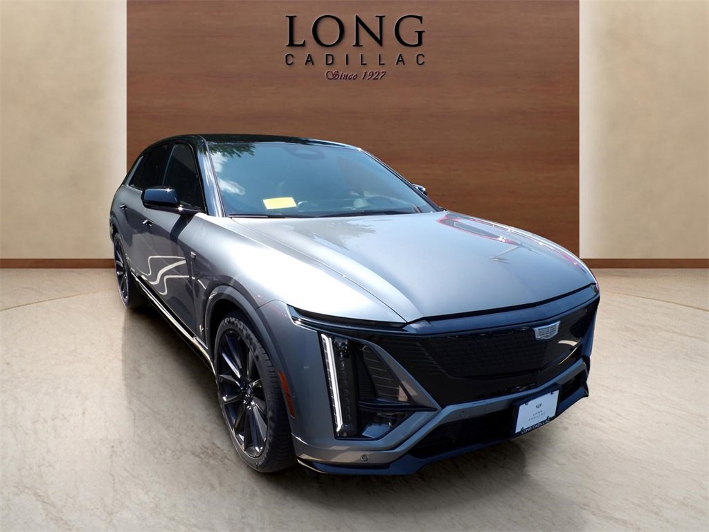 New 2026 Cadillac Lyriq V image 3