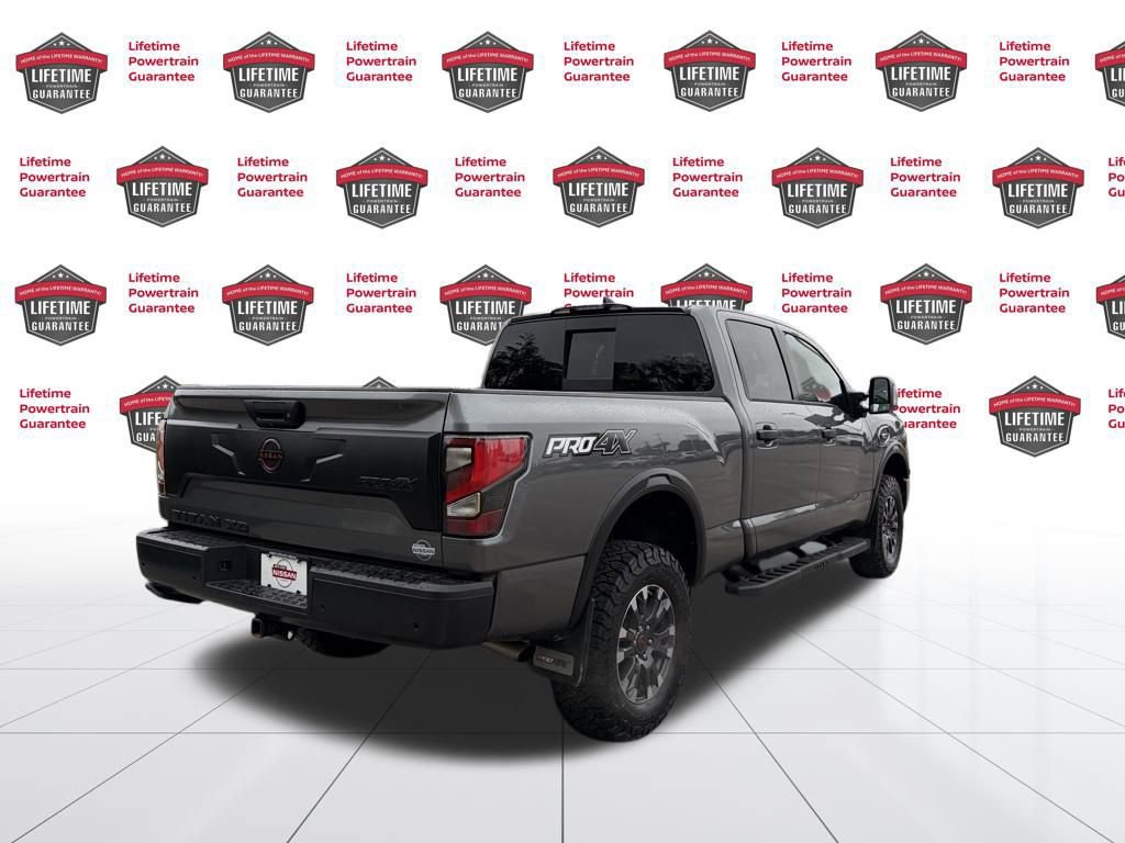 Used 2024 Nissan Titan PRO-4X image 7