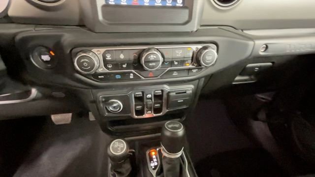 Used 2023 Jeep Wrangler Unlimited w/ Cold Weather Group AWD/4WD image 34