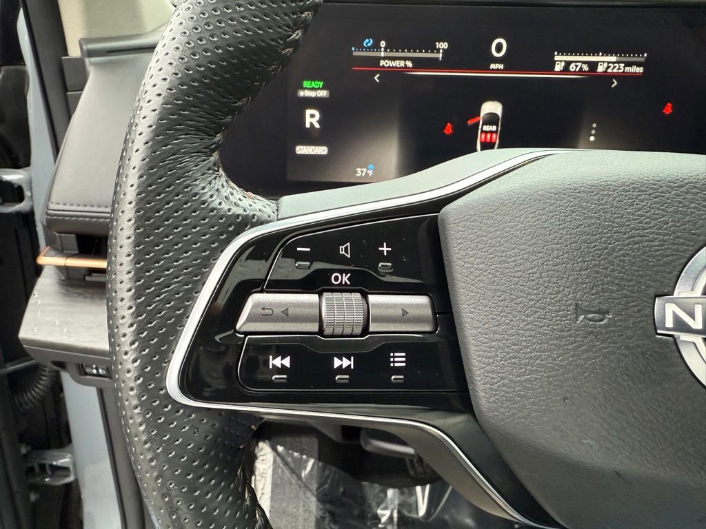 Certified 2023 Nissan Ariya AWD image 28