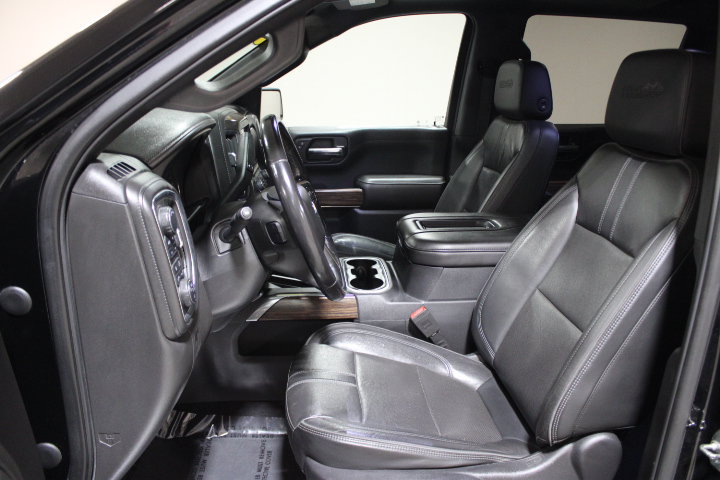 Used 2019 Chevrolet Silverado 1500 High Country w/ Technology Package AWD/4WD image 19