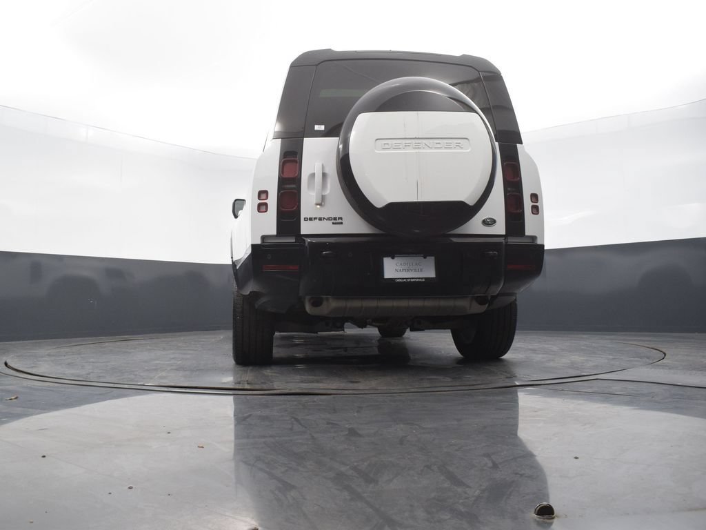 Used 2023 Land Rover Defender 130 X-Dynamic SE AWD/4WD image 53