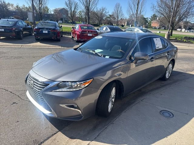 Used 2017 Lexus ES 350 w/ Premium Package image 7