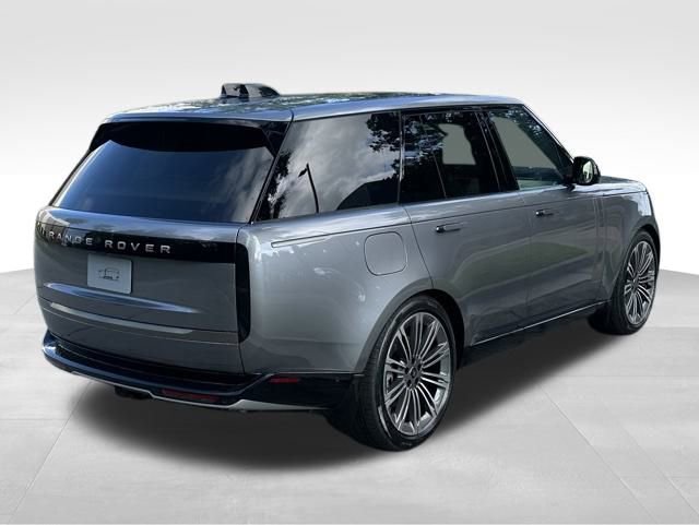 New 2025 Land Rover Range Rover SE image 5