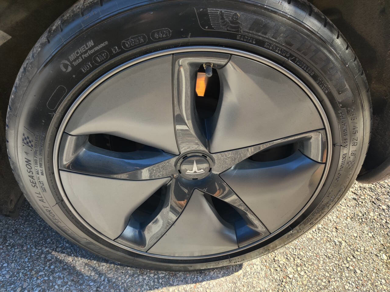 Used 2019 Tesla Model 3 Long Range AWD/4WD image 15