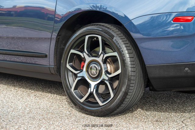 Used 2023 Rolls-Royce Cullinan Black Badge w/ Leather Finishing Pack image 66