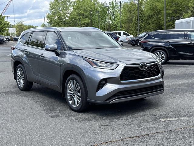 Used 2026 Toyota Highlander Platinum