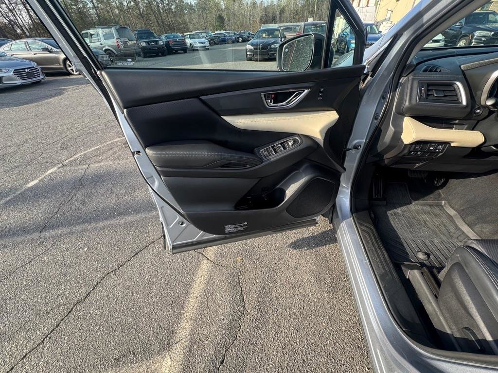 Used 2019 Subaru Ascent Limited w/ Popular Package #3 image 8