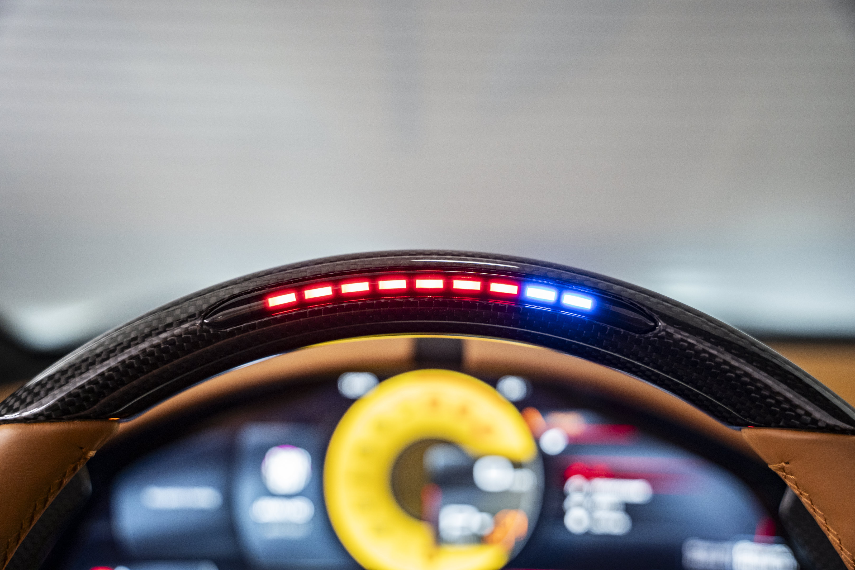 Used 2025 Ferrari Roma Spider RWD image 41