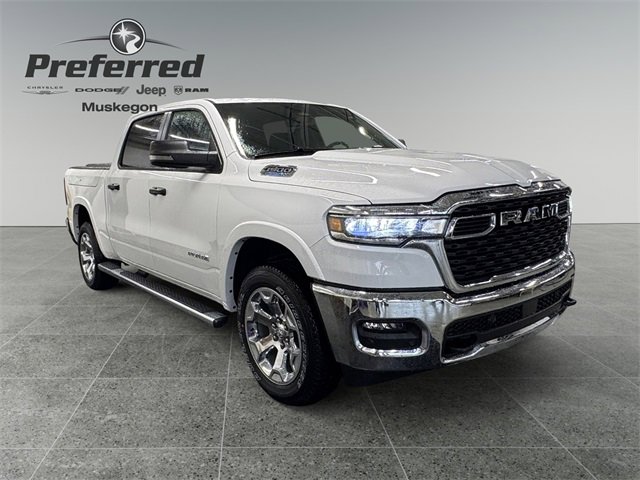 New 2025 RAM 1500 4x4 Crew Cab