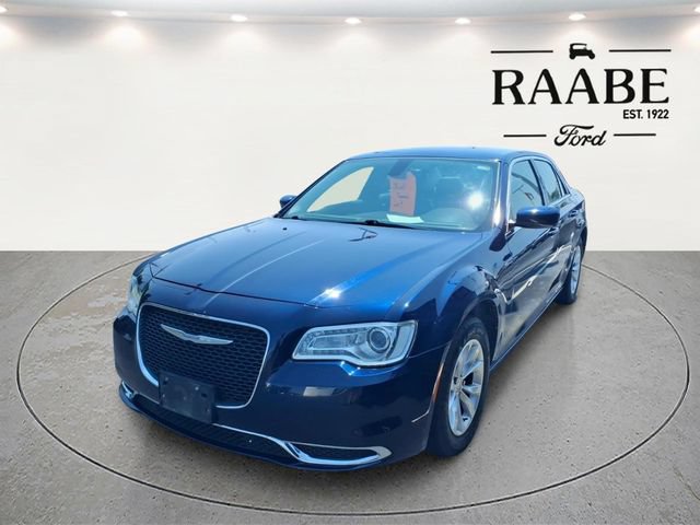 Used 2016 Chrysler 300 Limited RWD image 15