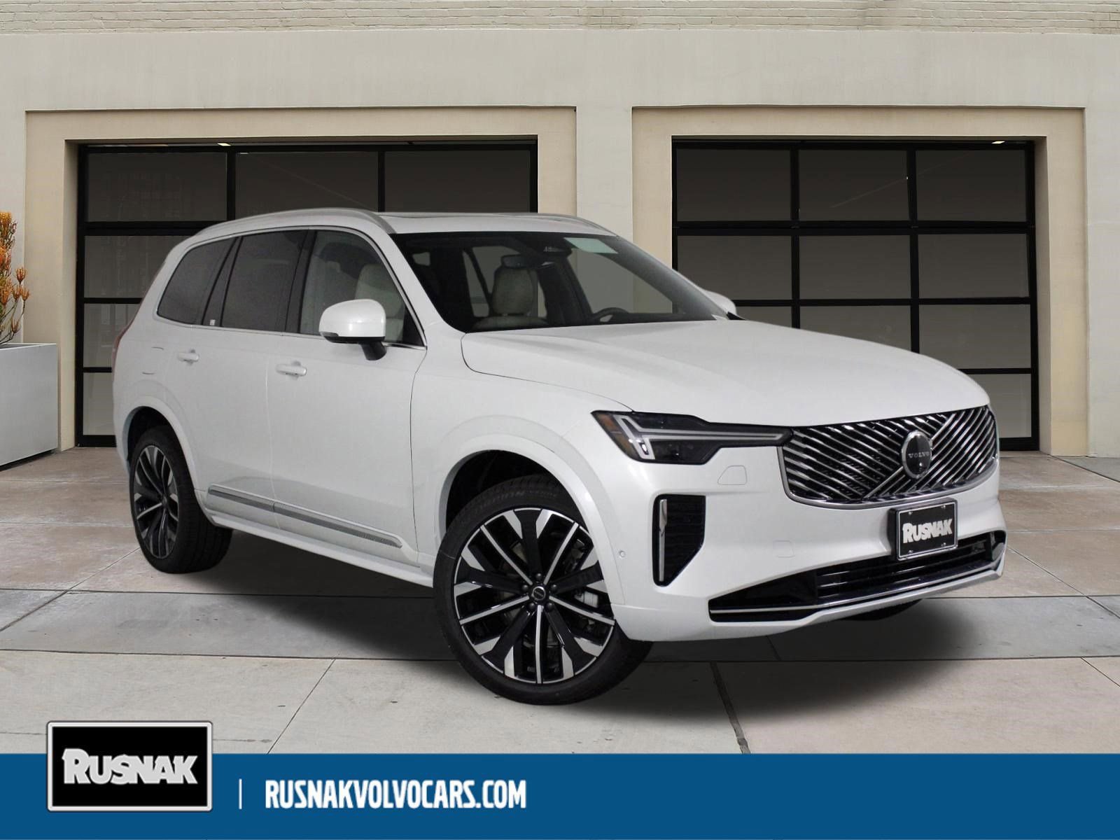 New 2026 Volvo XC90 B6 Ultra w/ Protection Package