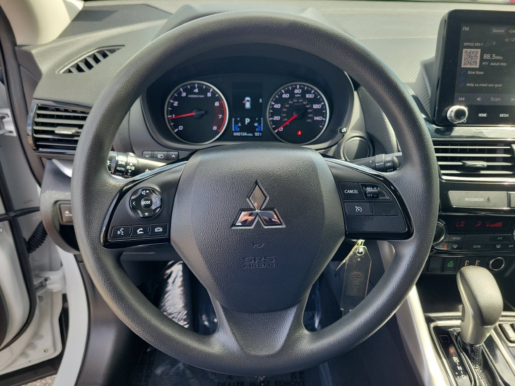 Used 2022 Mitsubishi Eclipse Cross LE FWD image 17