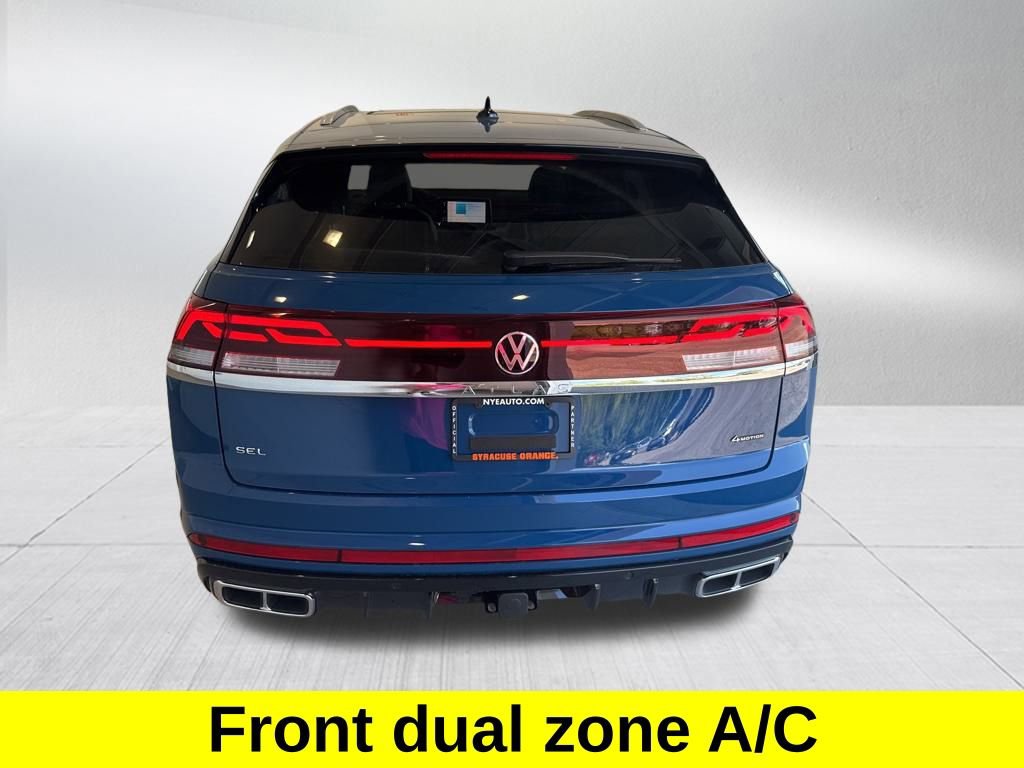 New 2026 Volkswagen Atlas Cross Sport SEL Premium R-Line image 4