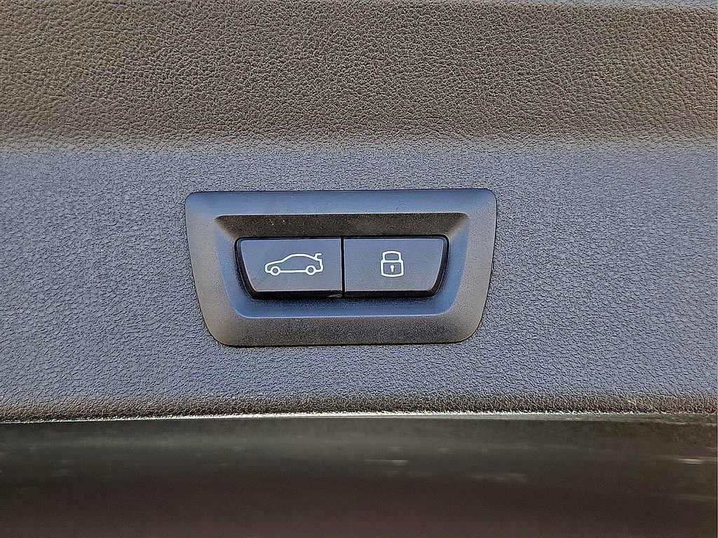 Used 2024 BMW X3 sDrive30i image 16