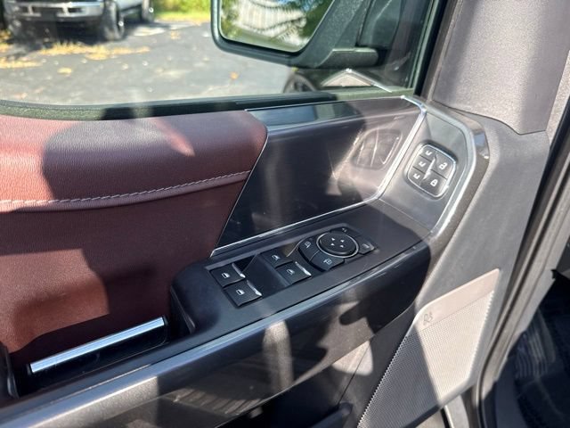 Used 2022 Ford F150 Lariat AWD/4WD image 12