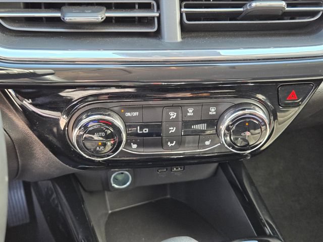Used 2025 Chevrolet Trax ACTIV w/ Driver Confidence Package FWD image 22