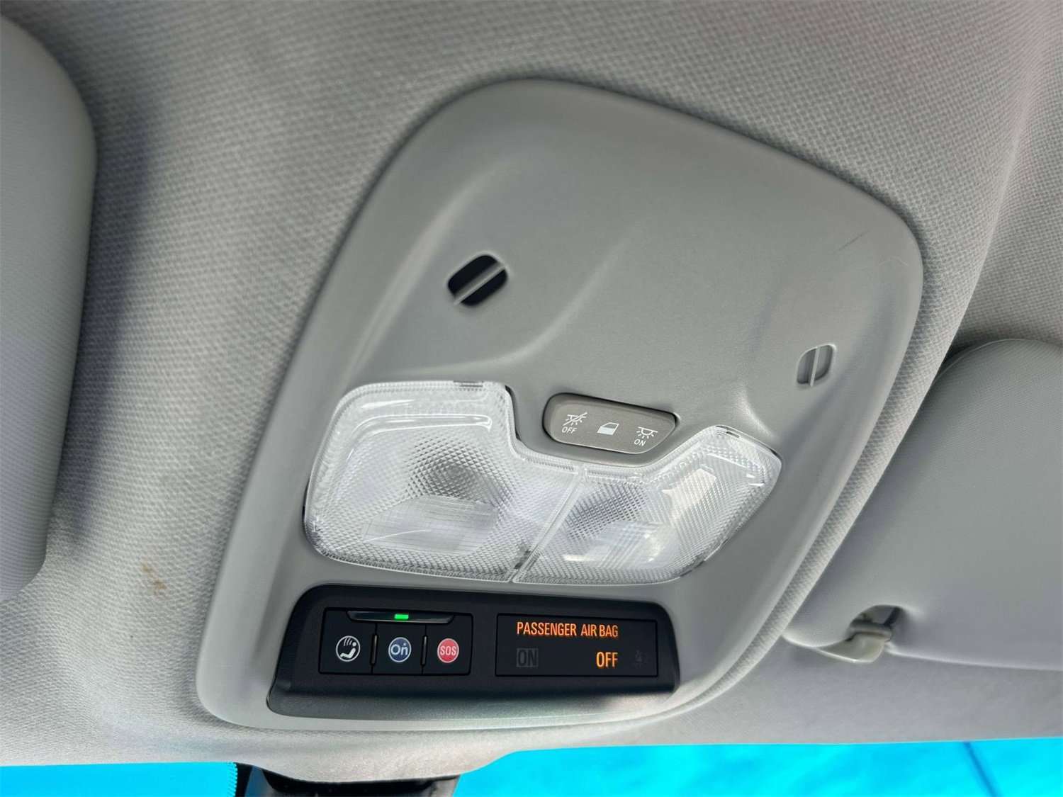 Used 2017 Chevrolet Bolt LT image 31